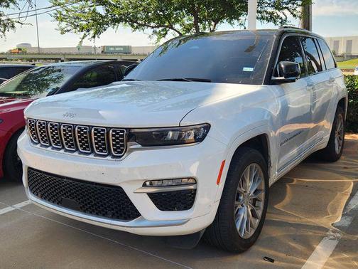Bright White Clearcoat 2024 Jeep Grand Cherokee Summit