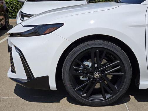 Ice Cap 2026 Toyota Camry Nightshade