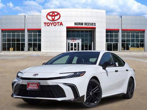 Ice Cap 2026 Toyota Camry Nightshade