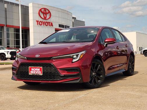 Ruby Flare Pearl 2024 Toyota Corolla SE