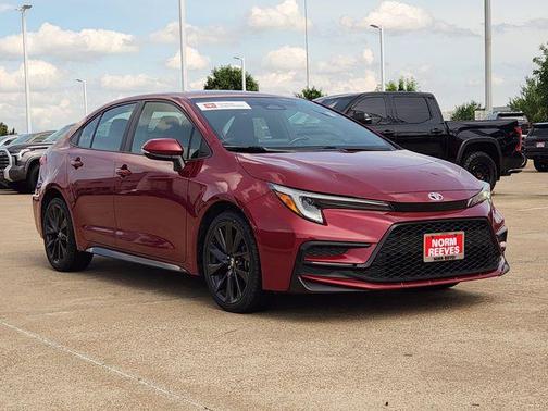 Ruby Flare Pearl 2024 Toyota Corolla SE