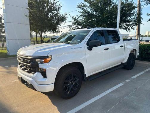 Summit White 2023 Chevrolet Silverado 1500 Custom