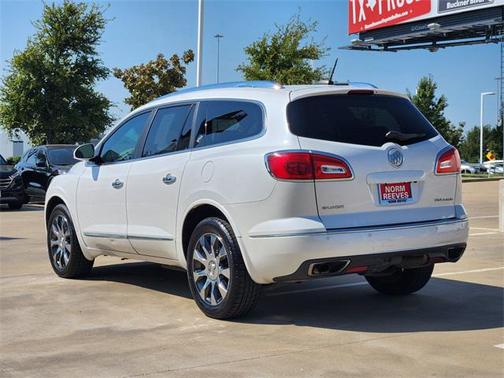 2017 Buick Enclave Leather