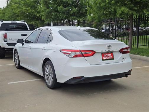 2020 Toyota Camry LE