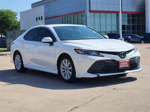 2020 Toyota Camry LE