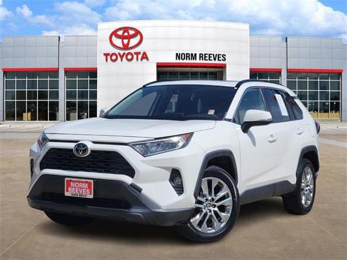 2019 Toyota RAV4 XLE Premium
