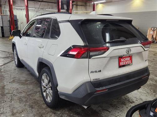 2019 Toyota RAV4 XLE Premium