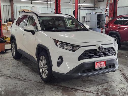 2019 Toyota RAV4 XLE Premium
