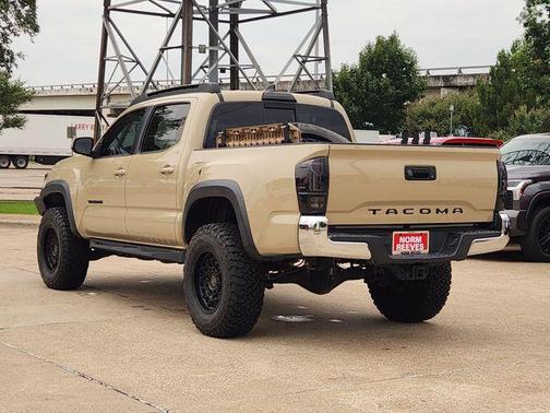Quicksand 2018 Toyota Tacoma TRD Off Road