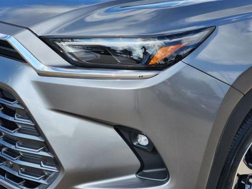 2026 Toyota Grand Highlander Hybrid Limited MAX