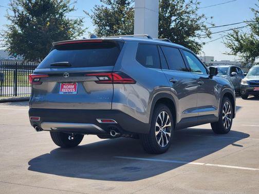 2026 Toyota Grand Highlander Hybrid Limited MAX