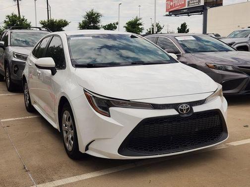 Super White 2021 Toyota Corolla LE