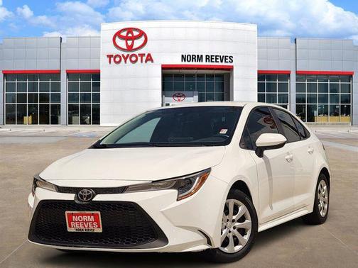 Super White 2021 Toyota Corolla LE