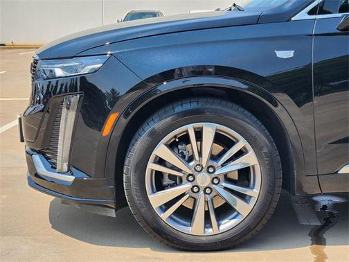 2024 Cadillac XT6 Premium Luxury FWD