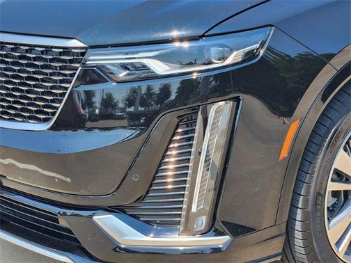 2024 Cadillac XT6 Premium Luxury FWD