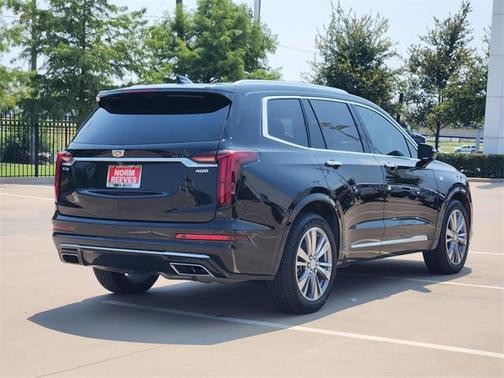 2024 Cadillac XT6 Premium Luxury FWD