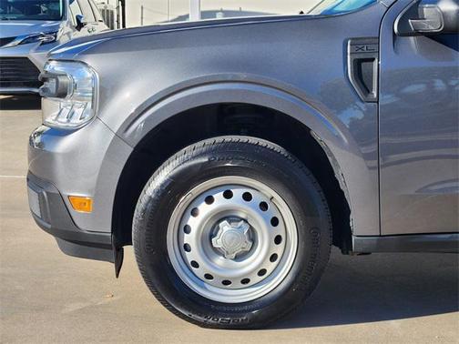 2023 Ford Maverick XL