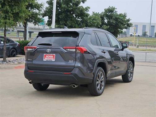 2025 Toyota RAV4 Hybrid XLE Premium