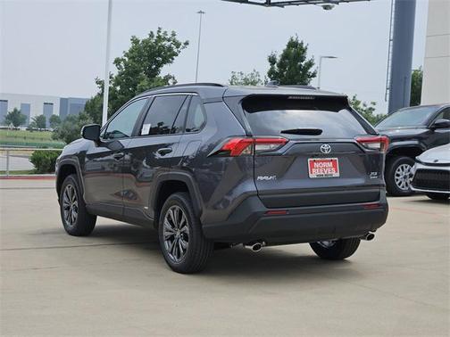 2025 Toyota RAV4 Hybrid XLE Premium
