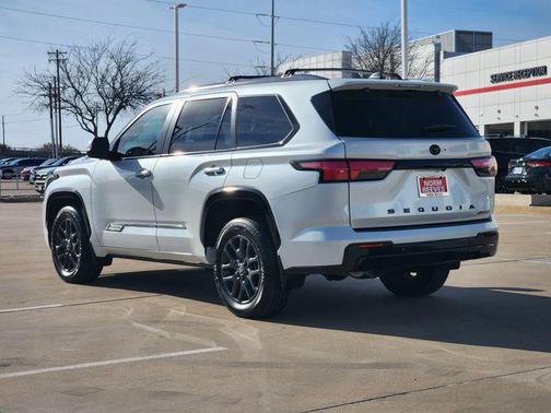 2025 Toyota Sequoia Platinum