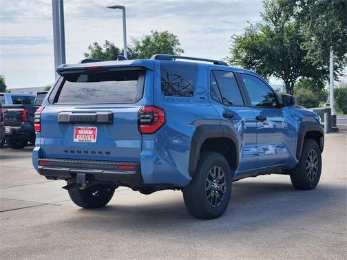 2025 Toyota 4Runner SR5