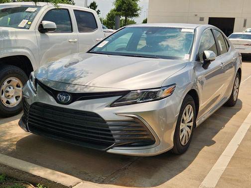 Celestial Silver Metallic 2023 Toyota Camry LE