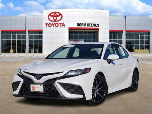 2023 Toyota Camry SE