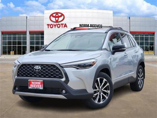 2025 Toyota Corolla Cross XLE