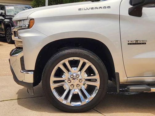 Silver Ice Metallic 2019 Chevrolet Silverado 1500 LT