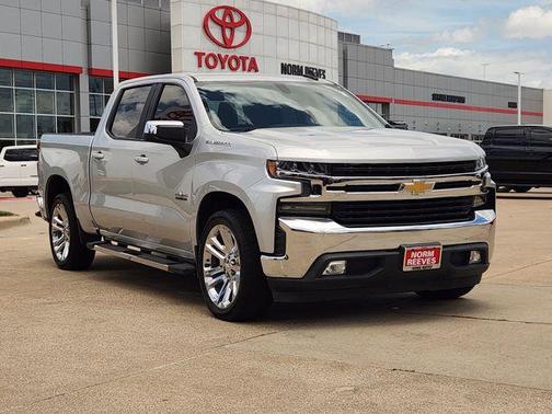 Silver Ice Metallic 2019 Chevrolet Silverado 1500 LT