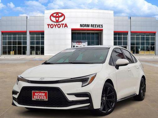 Ice Cap 2024 Toyota Corolla SE