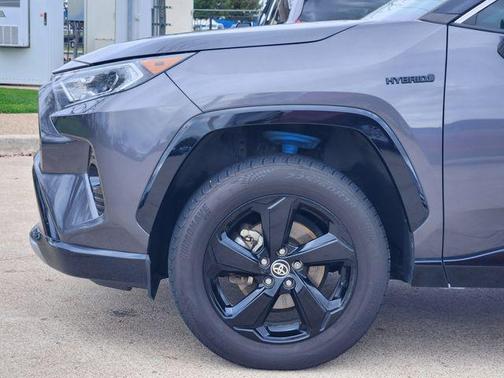 2021 Toyota RAV4 Hybrid SE