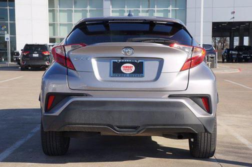 Silver Knockout Metallic 2020 Toyota C-HR XLE