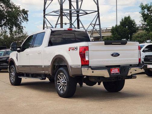 WHITE PLATINUM MET TRI-COAT 2019 Ford F-250 Lariat
