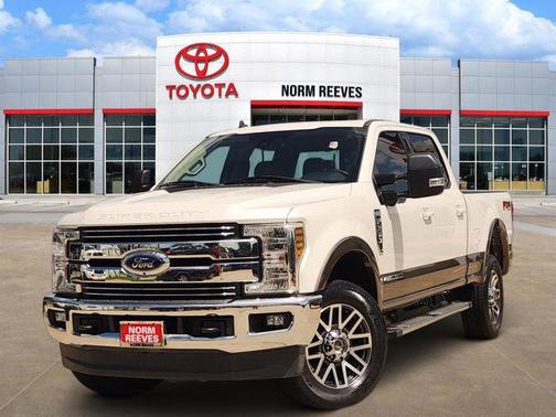WHITE PLATINUM MET TRI-COAT 2019 Ford F-250 Lariat