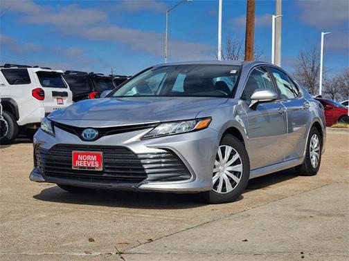 2022 Toyota Camry LE