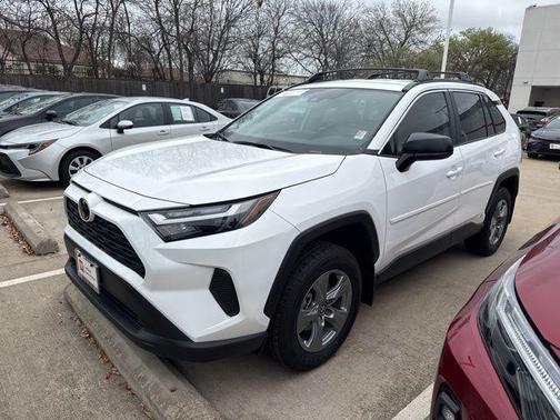 2025 Toyota RAV4 Hybrid LE