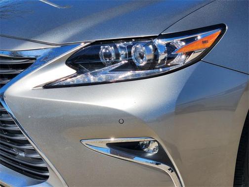 2017 Lexus ES 350 Base