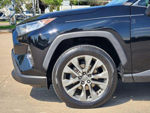 Midnight Black Metallic 2019 Toyota RAV4 XLE Premium