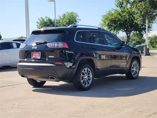 2021 Jeep Cherokee Latitude Lux