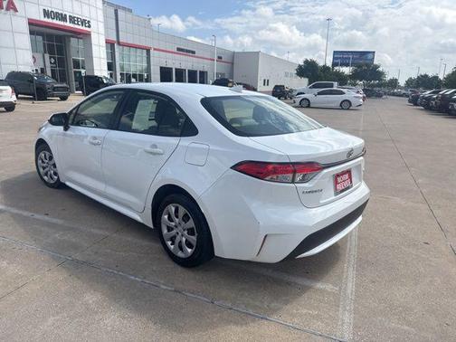 White 2022 Toyota Corolla LE