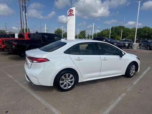 White 2022 Toyota Corolla LE