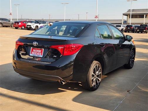 Black Sand Pearl 2019 Toyota Corolla SE