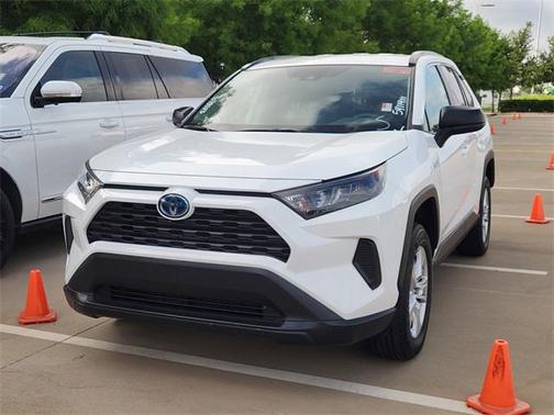 2020 Toyota RAV4 Hybrid LE