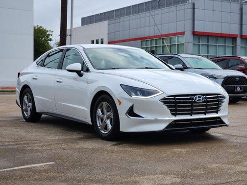 2021 Hyundai SONATA SE