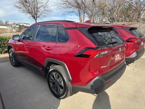 2025 Toyota RAV4 Hybrid XLE Premium