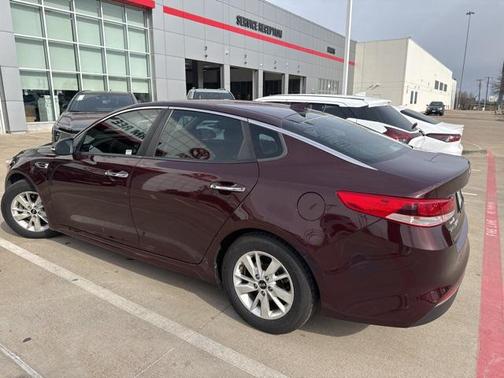 2018 Kia Optima LX