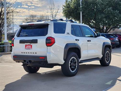 2025 Toyota 4Runner TRD Off Road