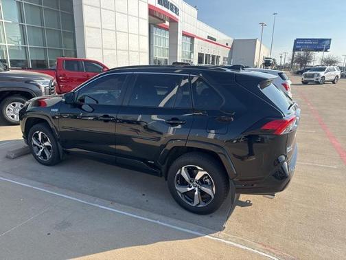 2021 Toyota RAV4 Prime SE