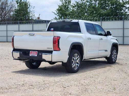 2025 Toyota Tundra Hybrid 1794 Edition